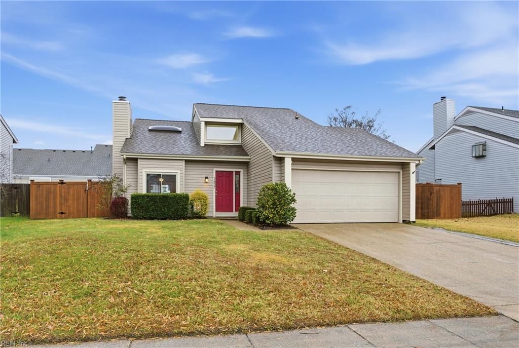 Photo of 1457 Lake Christopher Dr Drive, Virginia Beach, VA 23464 (MLS # 10612336)