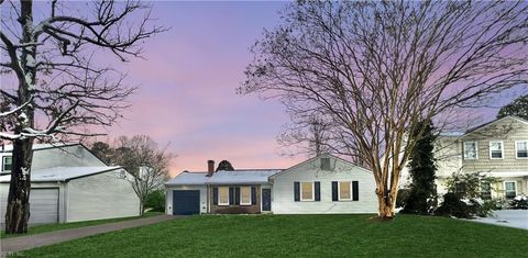 Photo of 14209 Deloice Crescent, Newport News, VA 23602 (MLS # 10612987)