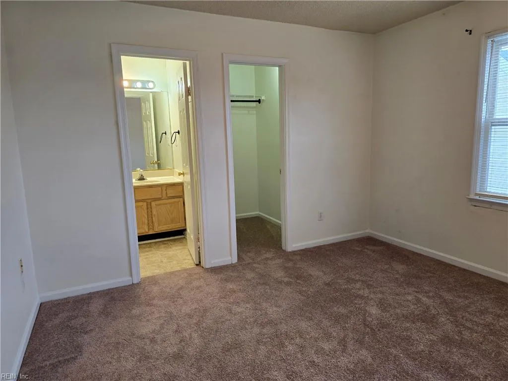 Virginia Beach, Virginia 23451, United States, 3 Bedrooms Bedrooms, ,4 BathroomsBathrooms,Residential,Active,210428