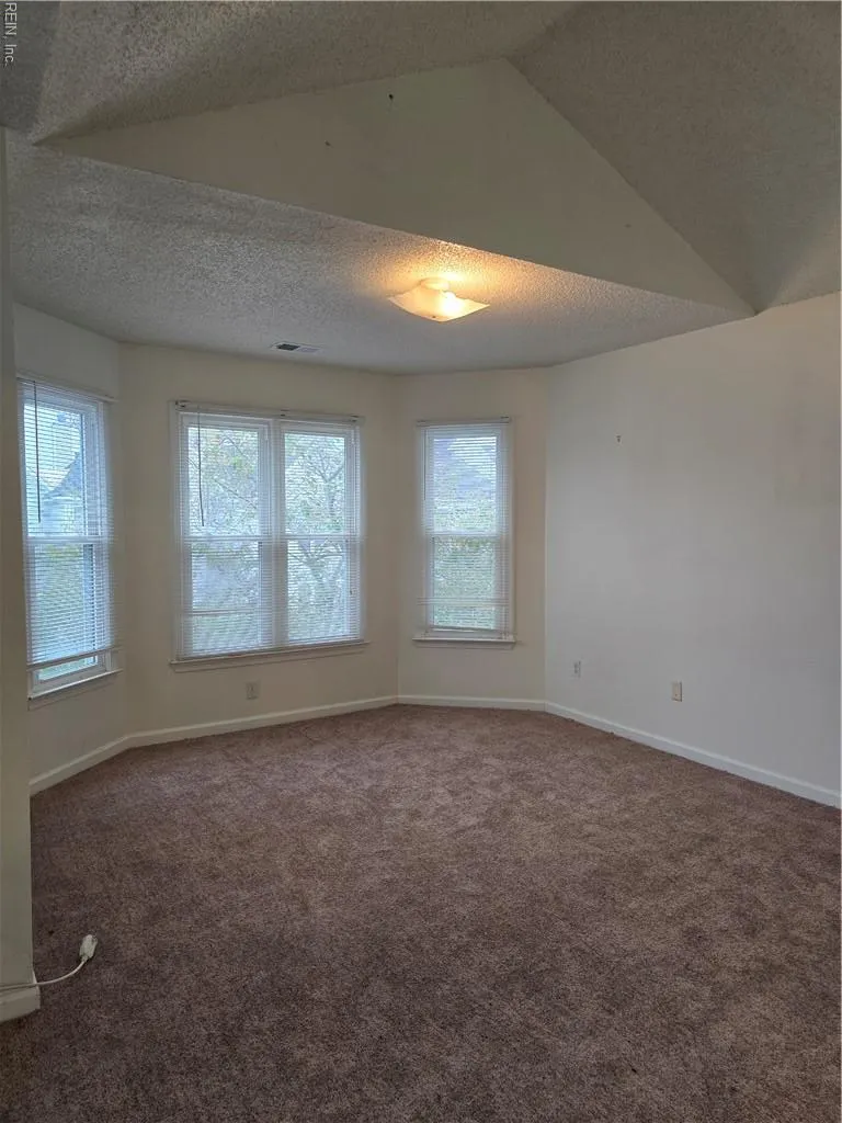 Virginia Beach, Virginia 23451, United States, 3 Bedrooms Bedrooms, ,4 BathroomsBathrooms,Residential,Active,210428