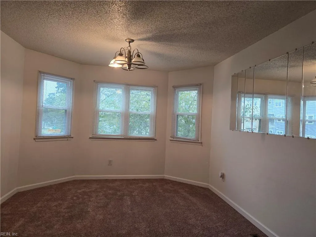 Virginia Beach, Virginia 23451, United States, 3 Bedrooms Bedrooms, ,4 BathroomsBathrooms,Residential,Active,210428