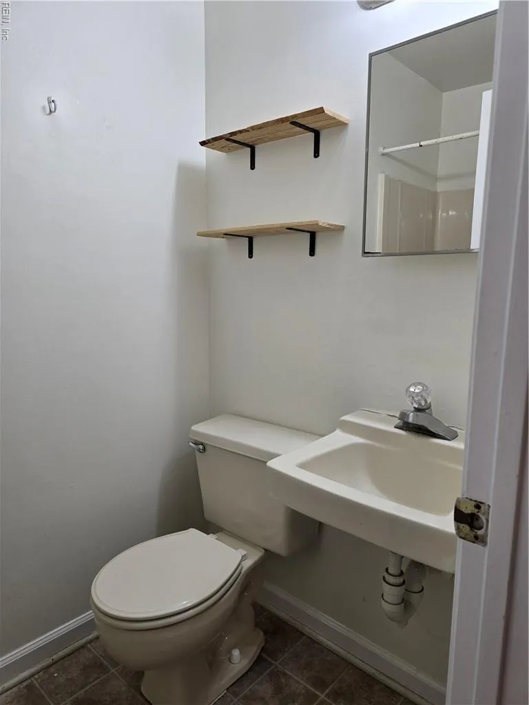 Virginia Beach, Virginia 23451, United States, 3 Bedrooms Bedrooms, ,4 BathroomsBathrooms,Residential,Active,210428