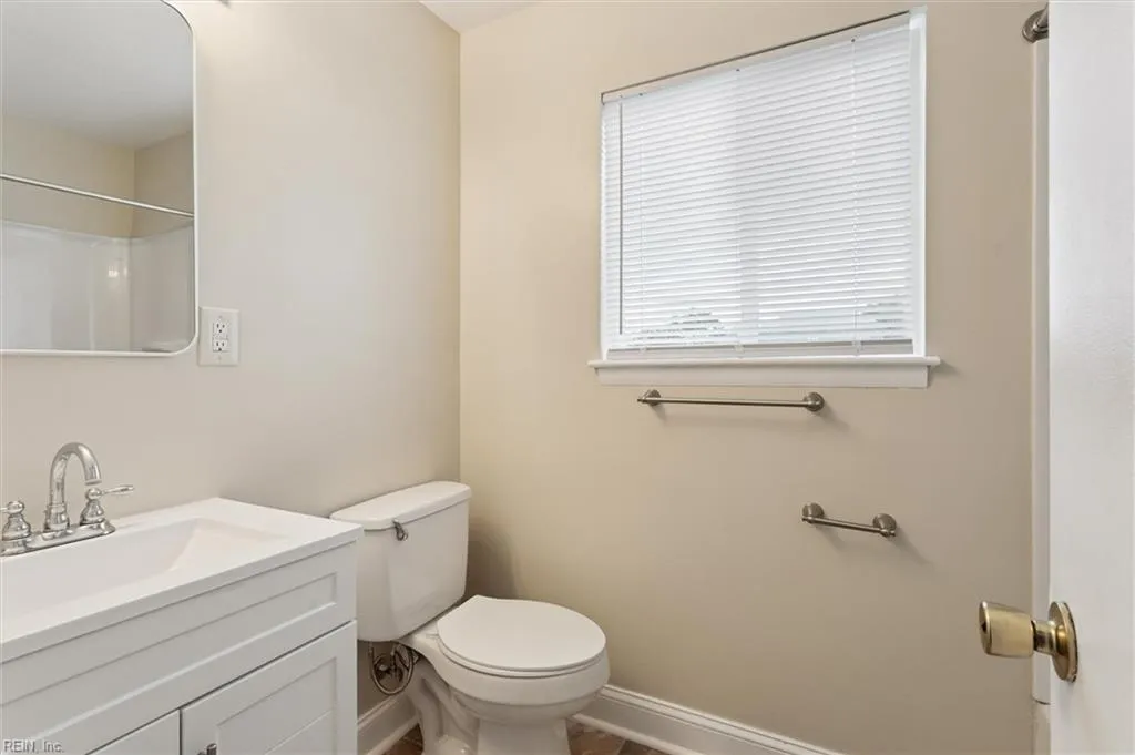 Newport News, Virginia 23607, United States, 3 Bedrooms Bedrooms, ,1 BathroomBathrooms,Residential,Active,238095