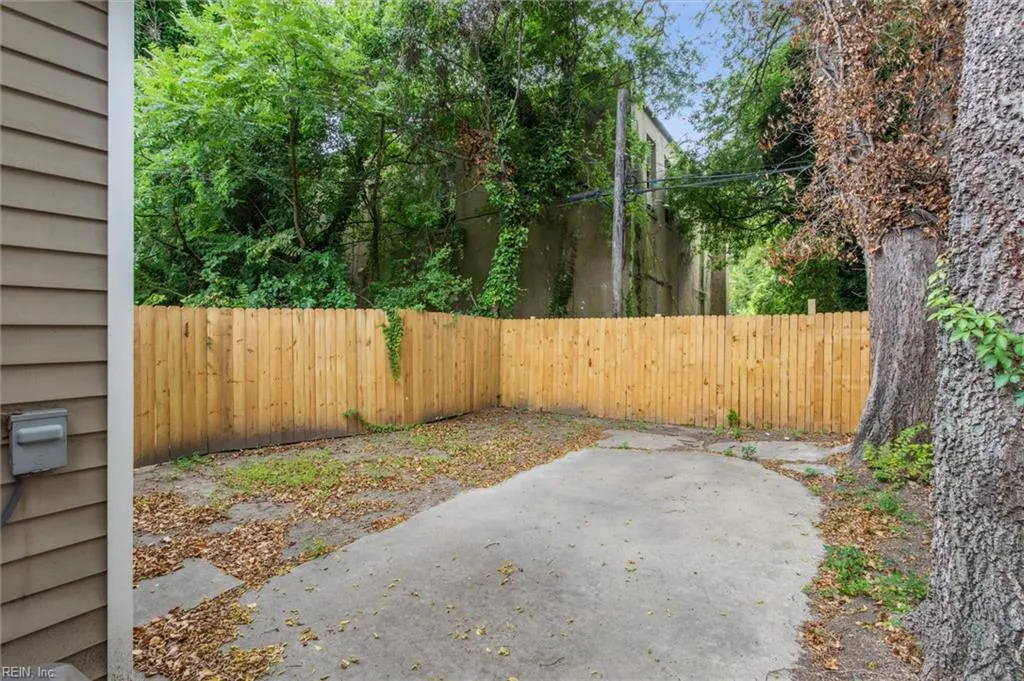 Newport News, Virginia 23607, United States, 3 Bedrooms Bedrooms, ,1 BathroomBathrooms,Residential,Active,238095