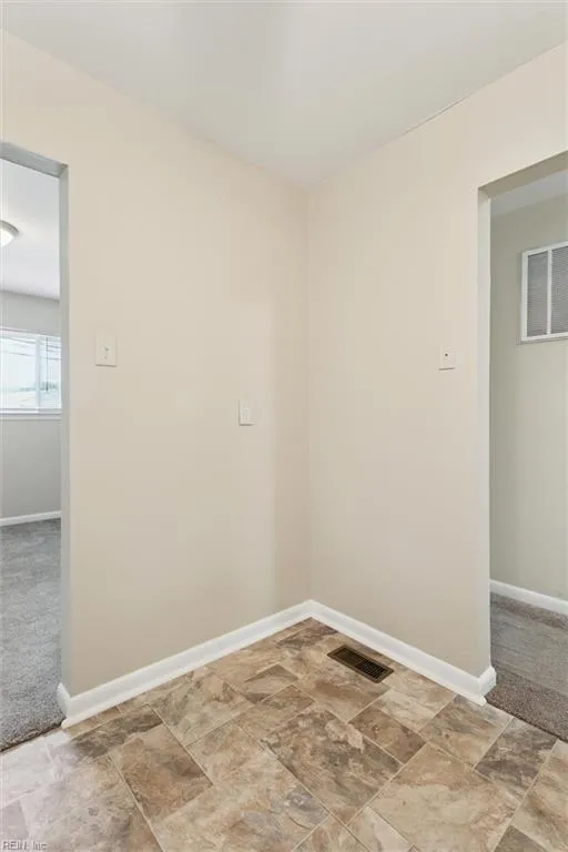 Newport News, Virginia 23607, United States, 3 Bedrooms Bedrooms, ,1 BathroomBathrooms,Residential,Active,238095