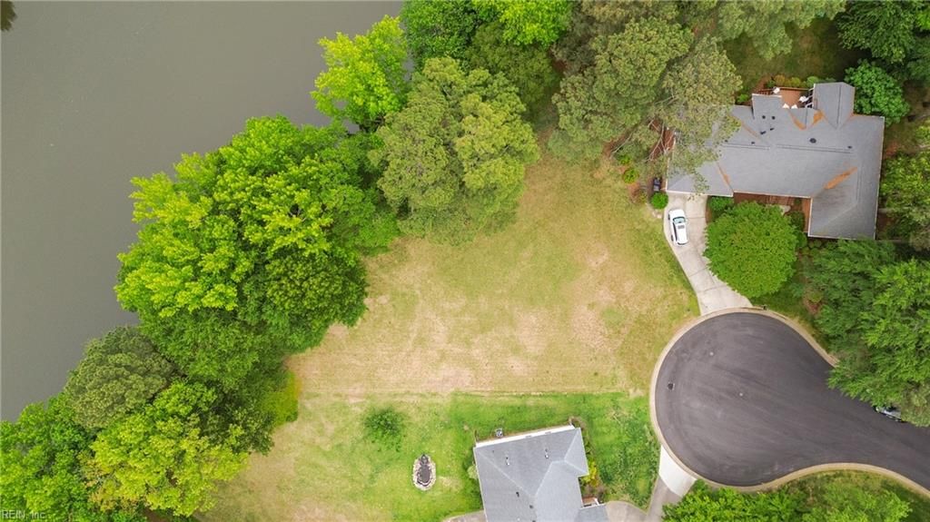 Photo of 2035 Foxs Lair Trail, Norfolk, VA 23518 (MLS # 10631405)