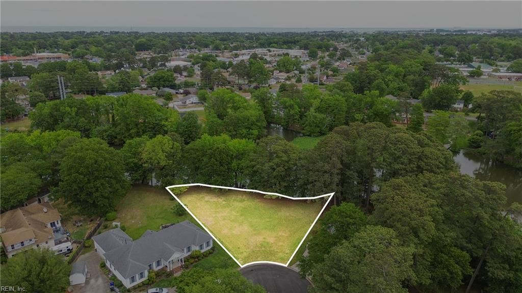 Photo of 2035 Foxs Lair Trail, Norfolk, VA 23518 (MLS # 10631405)