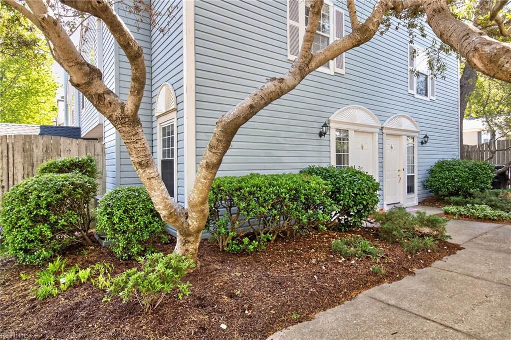 Photo of 530 N Birdneck Road #101, Virginia Beach, VA 23451 (MLS # 10631849)