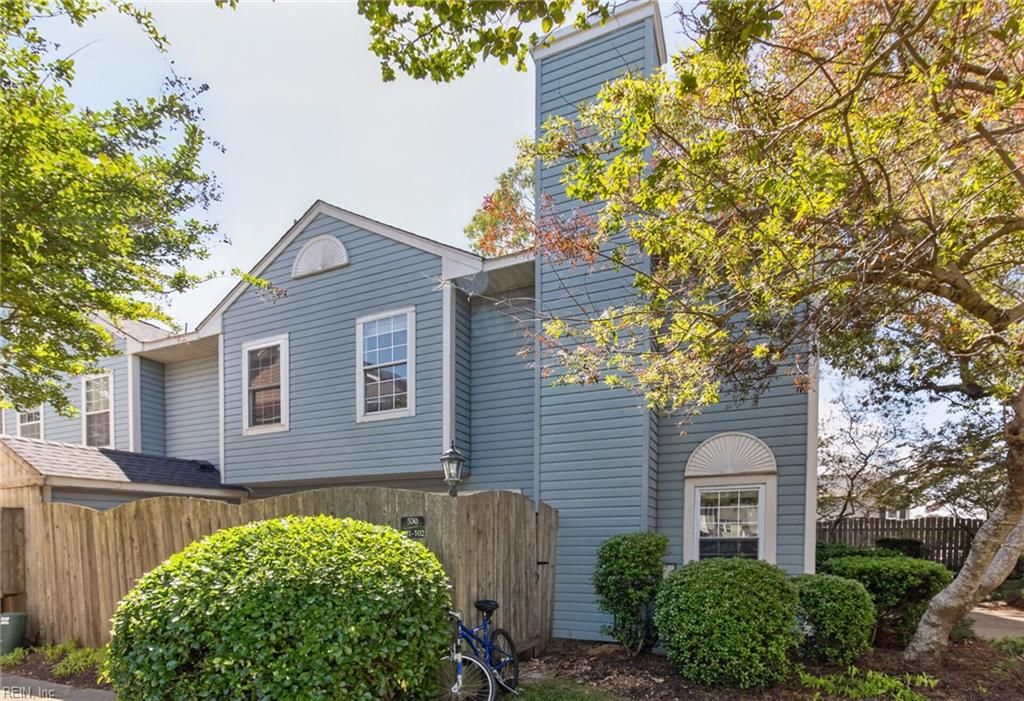 Photo of 530 N Birdneck Road #101, Virginia Beach, VA 23451 (MLS # 10631849)