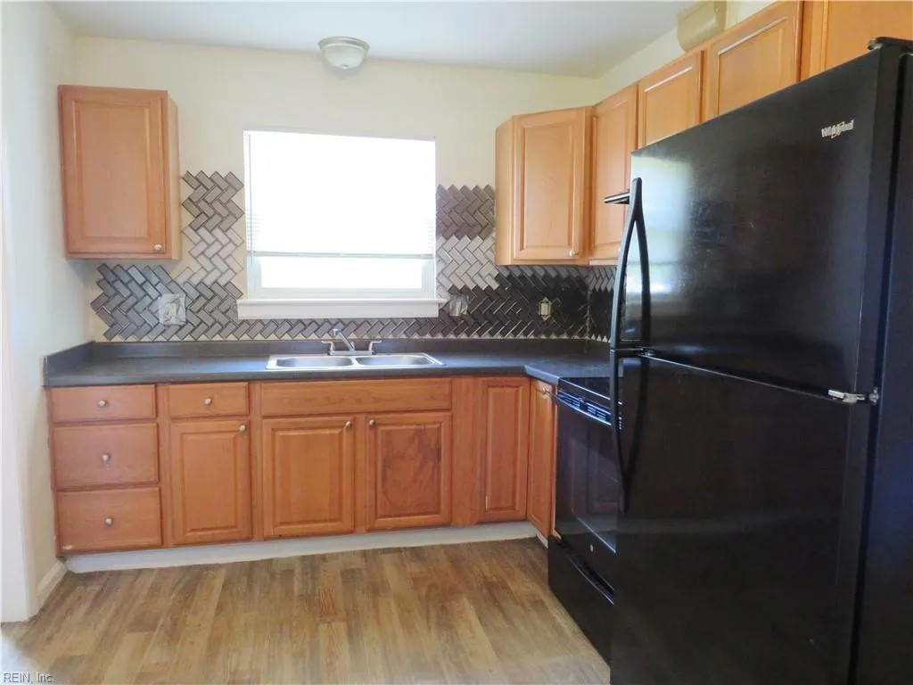 Norfolk, Virginia 23513, United States, 3 Bedrooms Bedrooms, ,1 BathroomBathrooms,Residential,Active,138667