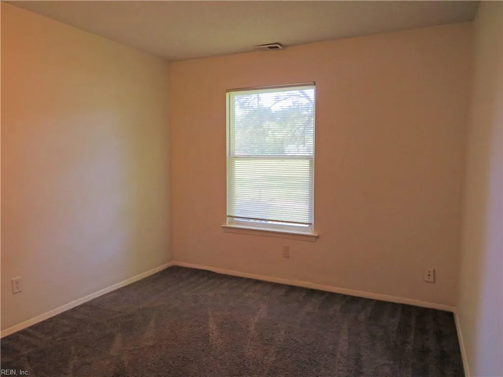 Norfolk, Virginia 23513, United States, 3 Bedrooms Bedrooms, ,1 BathroomBathrooms,Residential,Active,138667