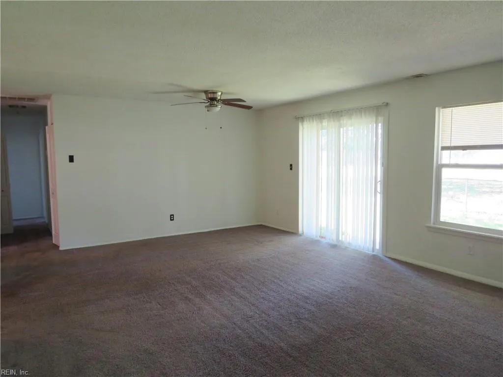 Norfolk, Virginia 23513, United States, 3 Bedrooms Bedrooms, ,1 BathroomBathrooms,Residential,Active,138667