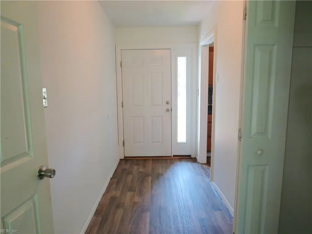 Norfolk, Virginia 23513, United States, 3 Bedrooms Bedrooms, ,1 BathroomBathrooms,Residential,Active,138667