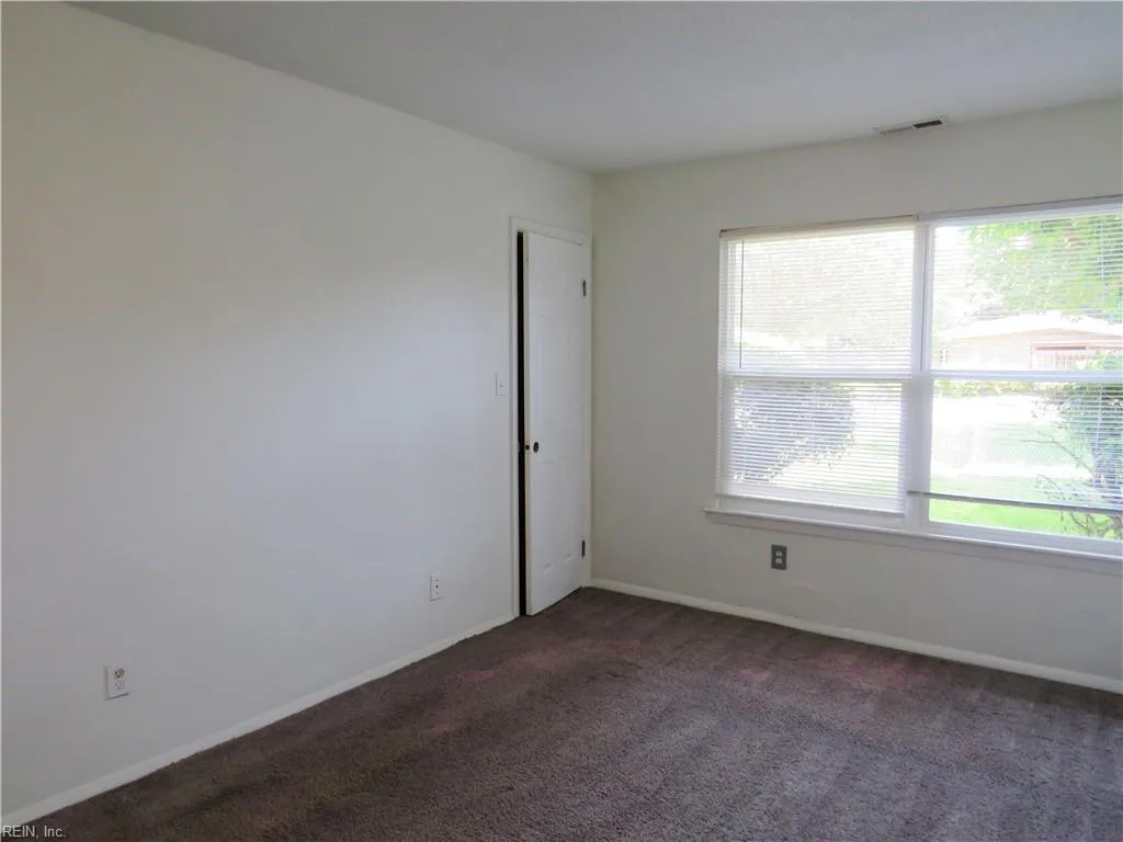 Norfolk, Virginia 23513, United States, 3 Bedrooms Bedrooms, ,1 BathroomBathrooms,Residential,Active,138667