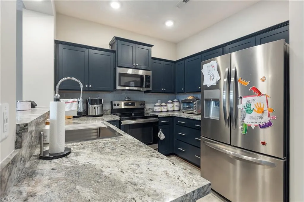 Suffolk, Virginia 23435, United States, 3 Bedrooms Bedrooms, ,3 BathroomsBathrooms,Residential,Active,79408