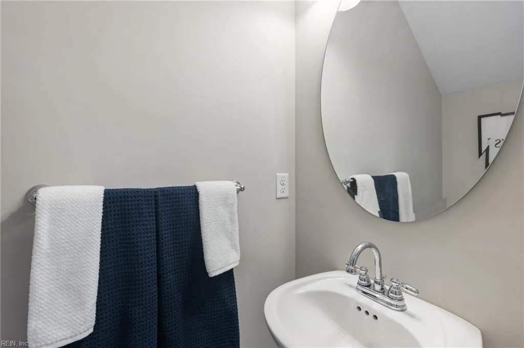 Suffolk, Virginia 23435, United States, 3 Bedrooms Bedrooms, ,3 BathroomsBathrooms,Residential,Active,79408