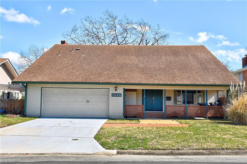 Photo of 1244 Ginger Crescent, Virginia Beach, VA 23453 (MLS # 10624258)