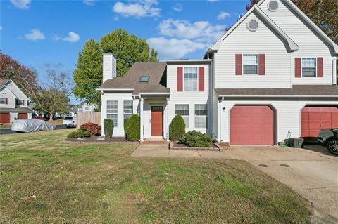 Photo of 101 Grindstone Turn, Yorktown, VA 23693 (MLS # 10610134)