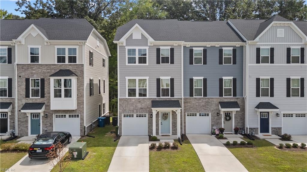 Photo of 112 Pocosin Path, Poquoson, VA 23662 (MLS # 10651578)
