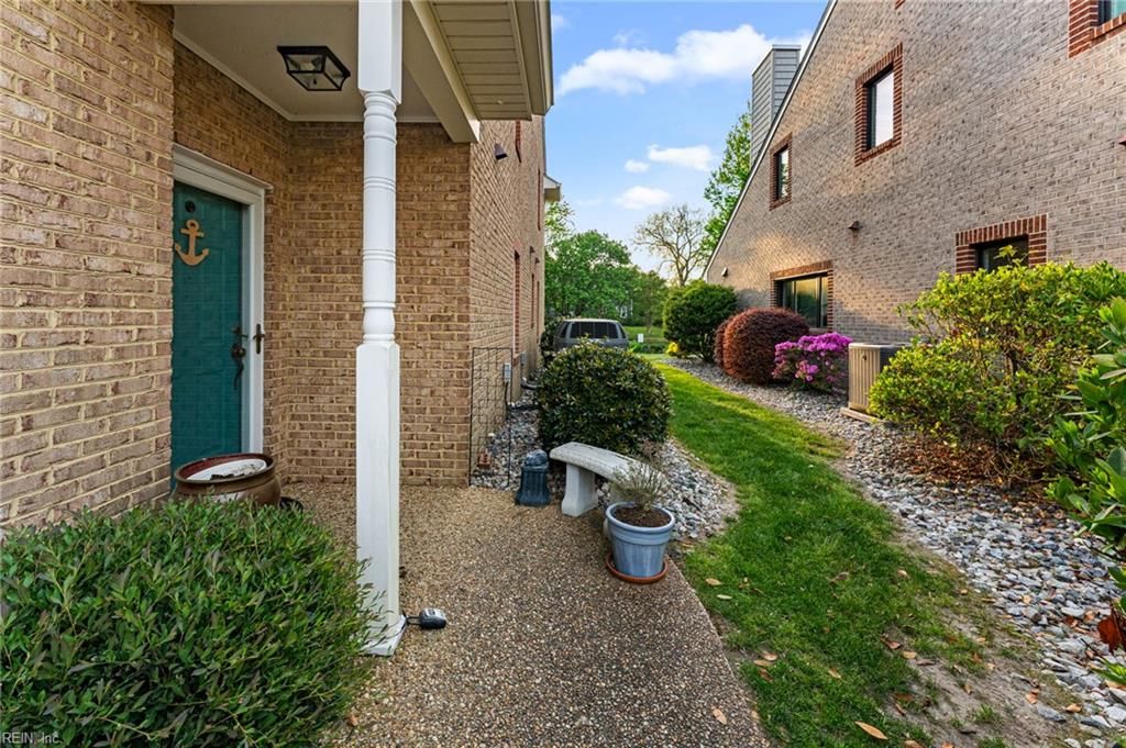 Photo of 126 Genoa Drive, Hampton, VA 23664 (MLS # 10629903)