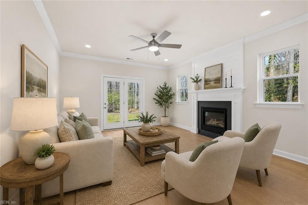 Photo of 901 12th Street, Virginia Beach, VA 23451 (MLS # 10633145)