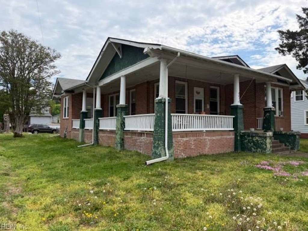 Photo of 801 E Mercury Boulevard, Hampton, VA 23663 (MLS # 10630291)