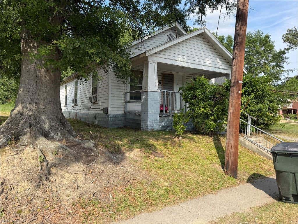 Photo of 1022 White Marsh Road, Suffolk, VA 23434 (MLS # 10643673)