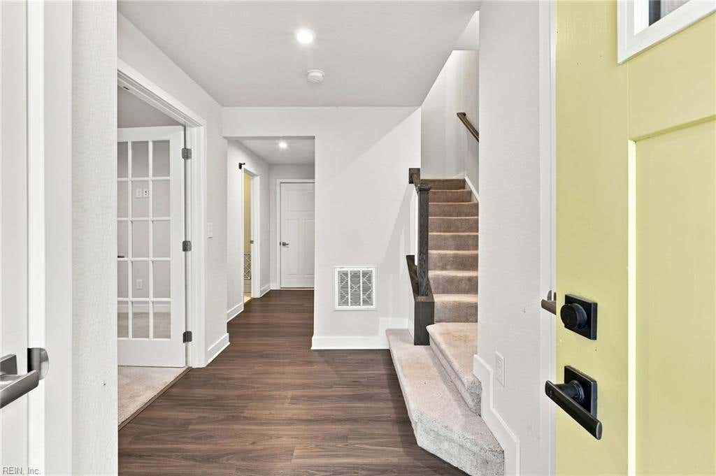 Photo of 1732 Defiance Drive, Chesapeake, VA 23323 (MLS # 10646321)