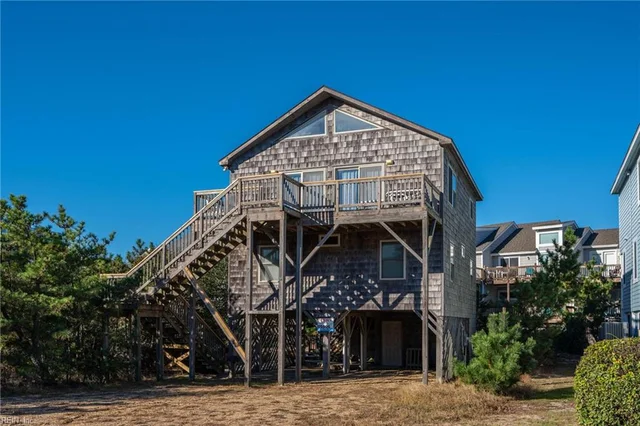 606 Sea Oats Court, photo 3 of 41