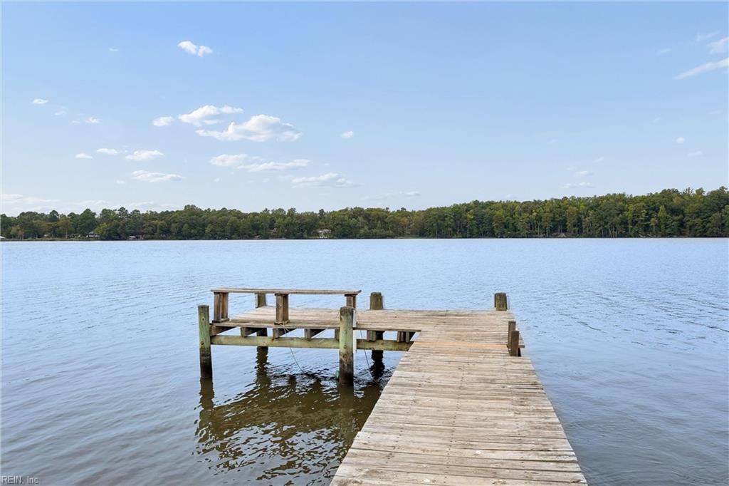 Photo of 12462 Dogwood Trail, Gloucester, VA 23061 (MLS # 10651470)