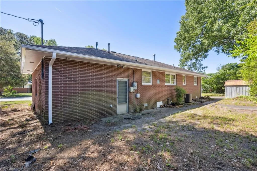 Hampton, Virginia 23666, United States, 3 Bedrooms Bedrooms, ,2 BathroomsBathrooms,Residential,Active,252065