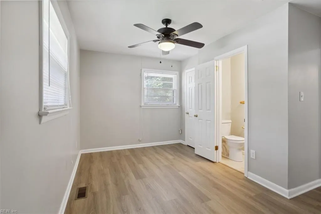 Hampton, Virginia 23666, United States, 3 Bedrooms Bedrooms, ,2 BathroomsBathrooms,Residential,Active,252065