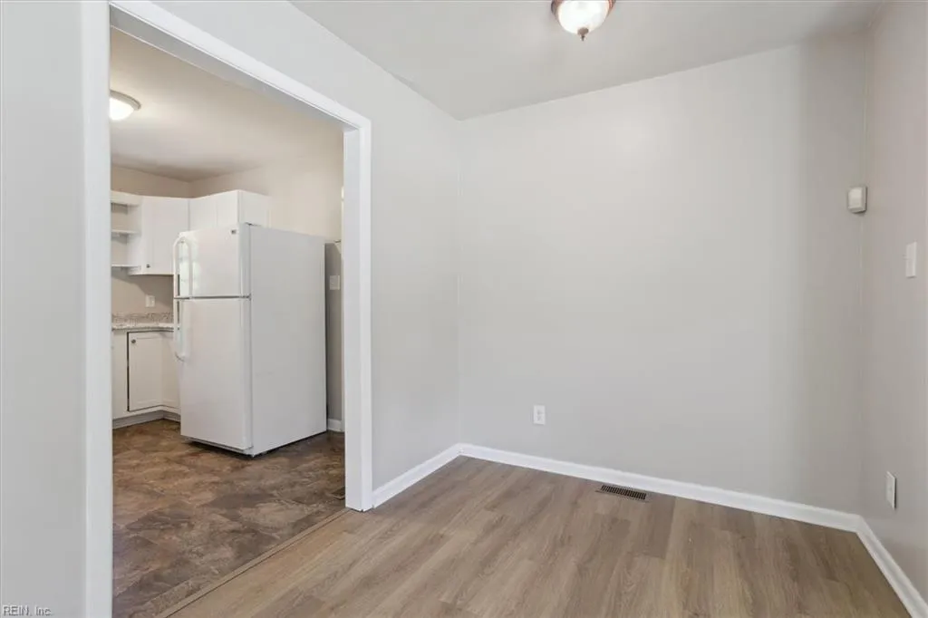 Hampton, Virginia 23666, United States, 3 Bedrooms Bedrooms, ,2 BathroomsBathrooms,Residential,Active,252065