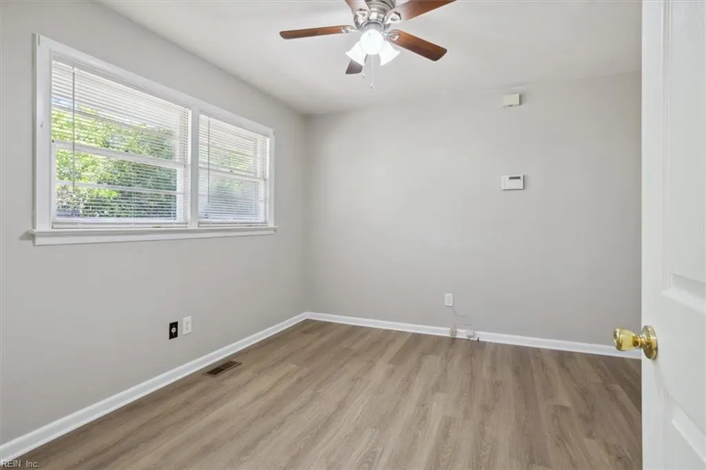 Hampton, Virginia 23666, United States, 3 Bedrooms Bedrooms, ,2 BathroomsBathrooms,Residential,Active,252065