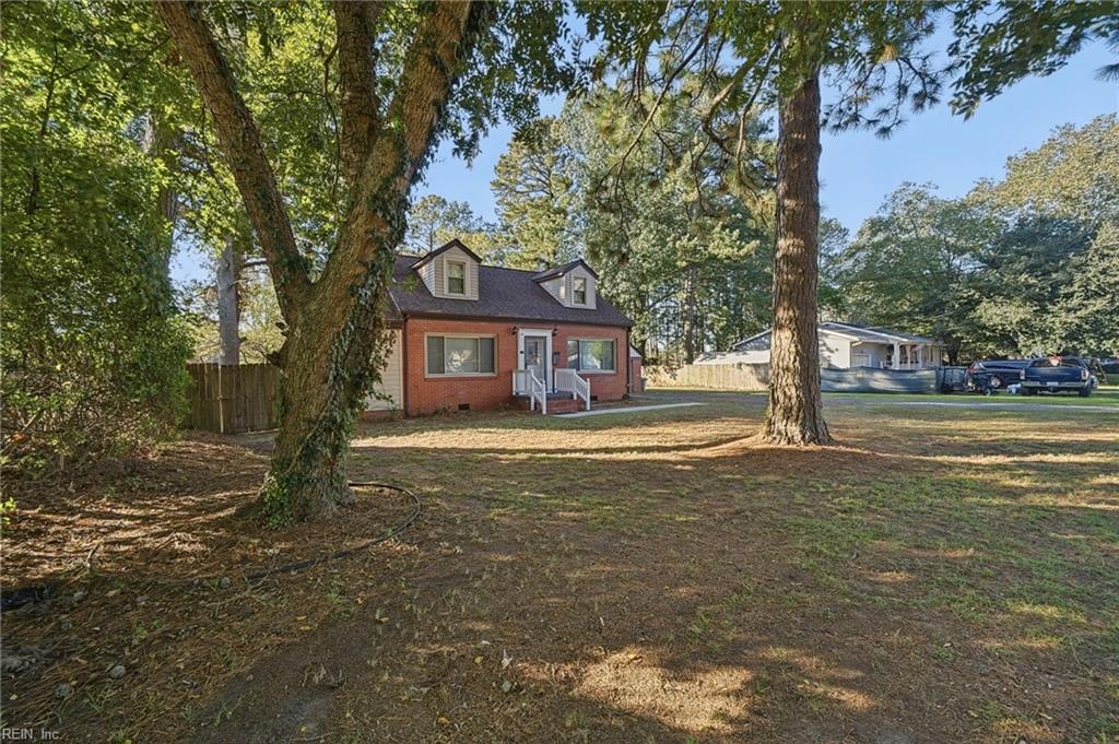 Photo of 521 Rogers Avenue, Hampton, VA 23664 (MLS # 10657341)