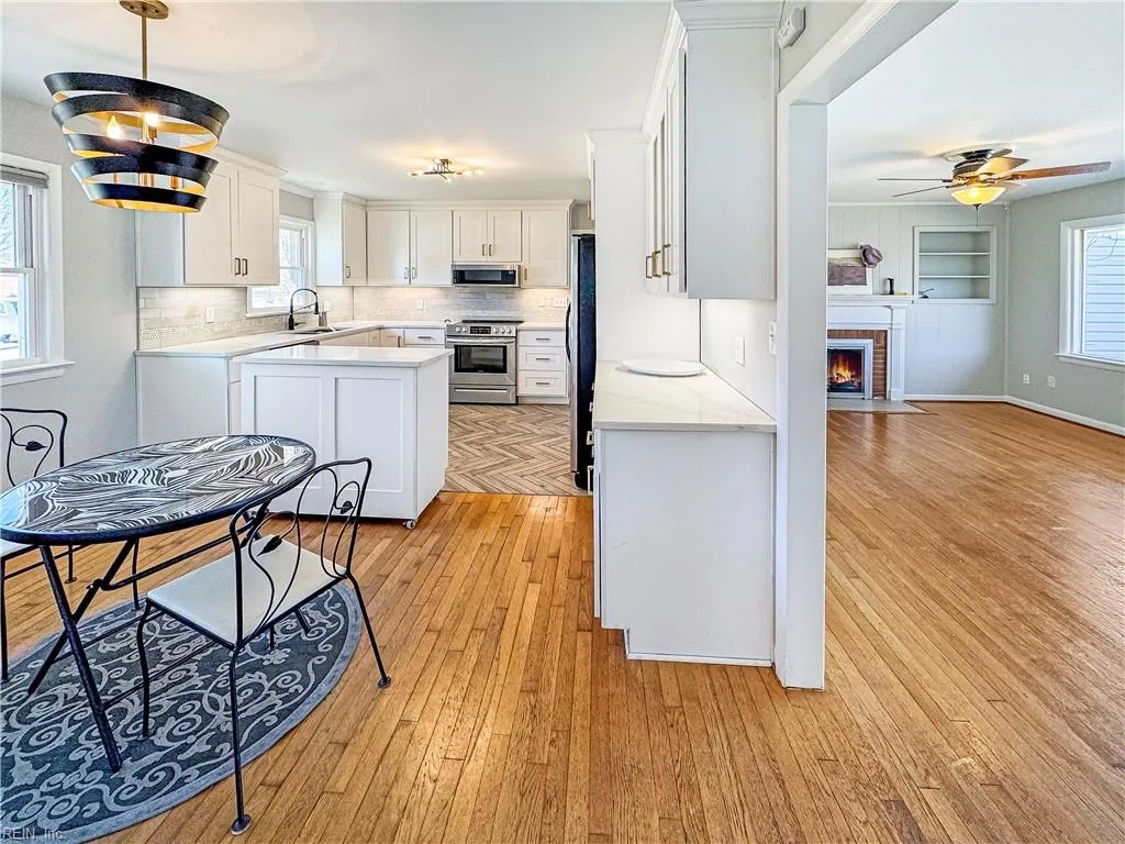 Hampton, Virginia 23666, United States, 3 Bedrooms Bedrooms, ,2 BathroomsBathrooms,Residential,Active,18766