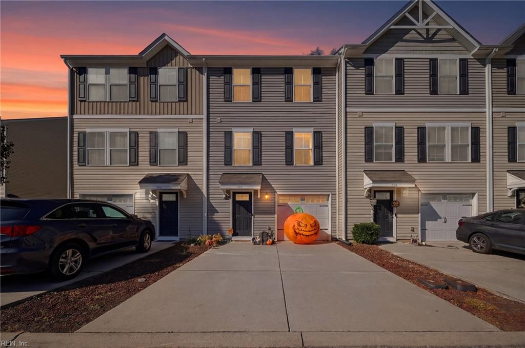 Photo of 905 Lakeview Cove, Smithfield, VA 23430 (MLS # 10659986)