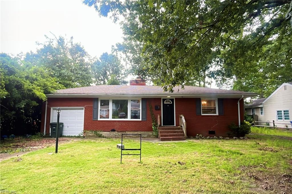 Photo of 11 Greenwood Road, Newport News, VA 23601 (MLS # 10647652)