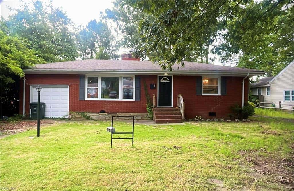 Photo of 11 Greenwood Road, Newport News, VA 23601 (MLS # 10647652)
