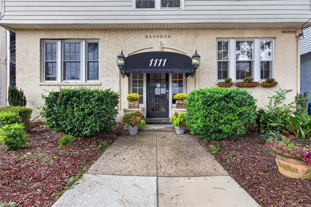 1111 Colley Avenue Unit 2