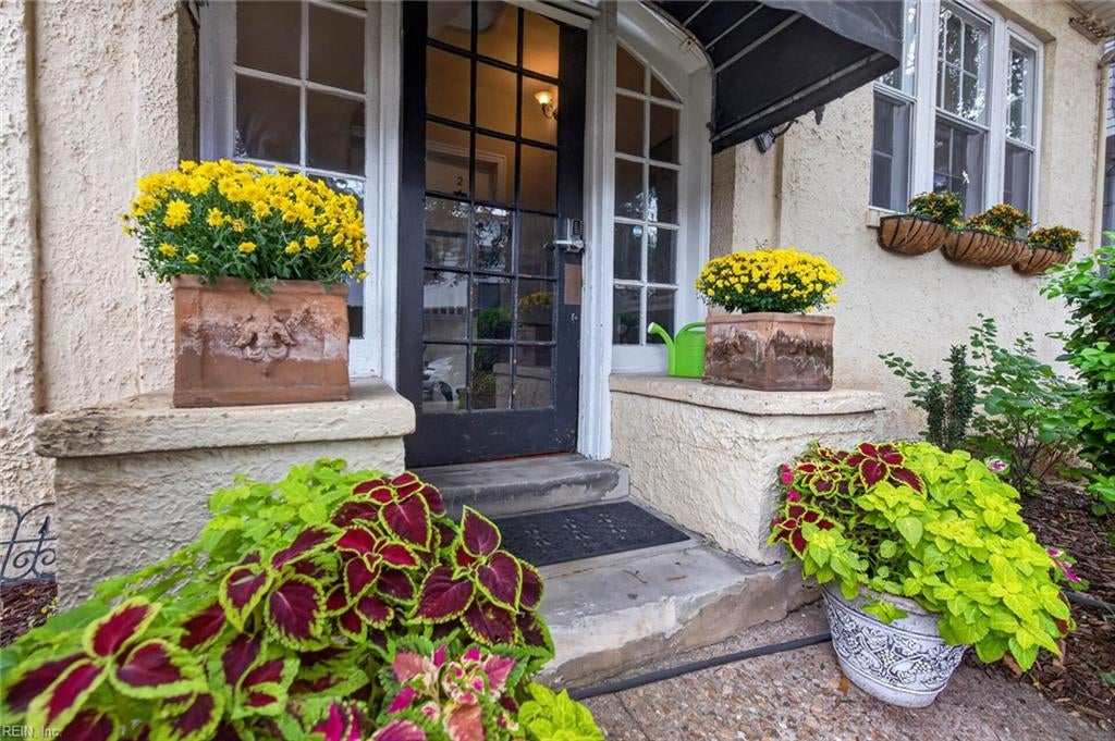 Photo of 1111 Colley Avenue #2, Norfolk, VA 23507 (MLS # 10656934)