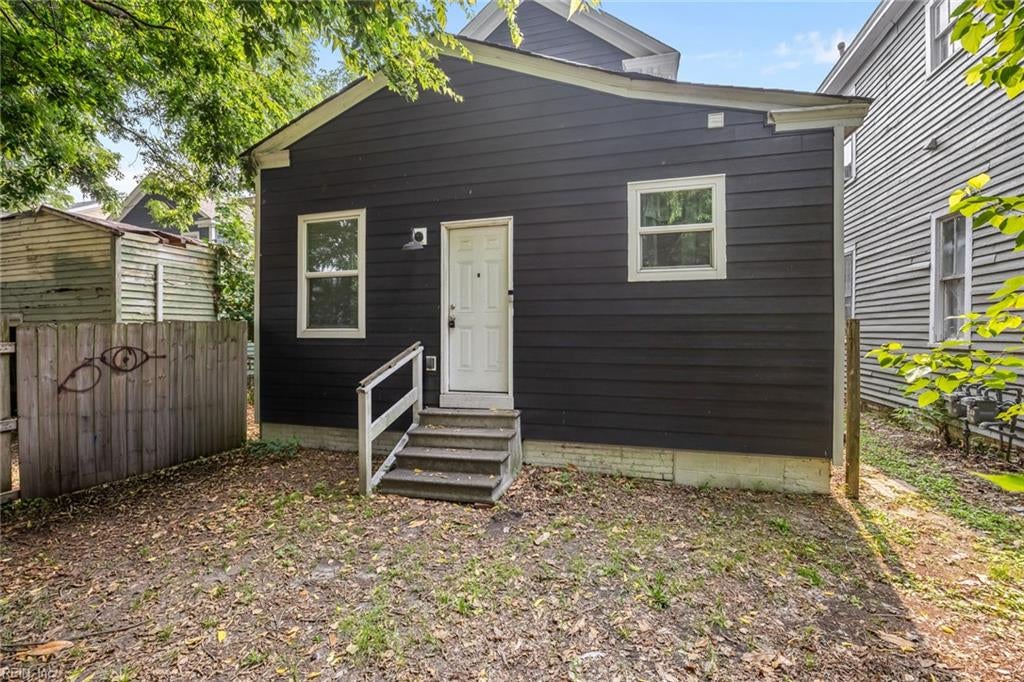 Photo of 126 Linden Avenue #2, Portsmouth, VA 23704 (MLS # 10655331)