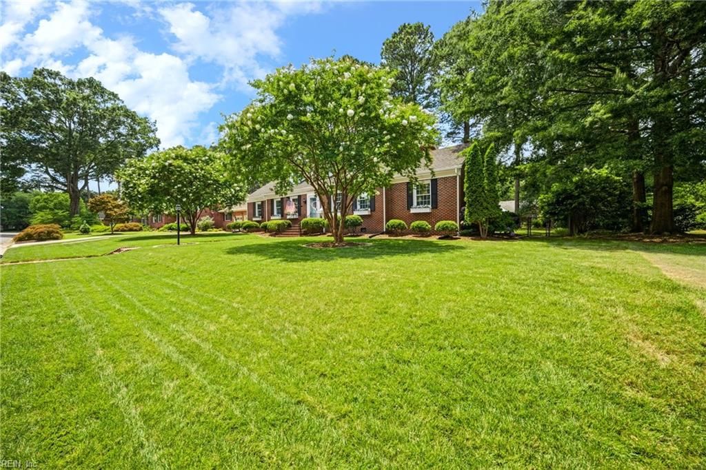 Photo of 519 Jones Street, Suffolk, VA 23434 (MLS # 10641062)