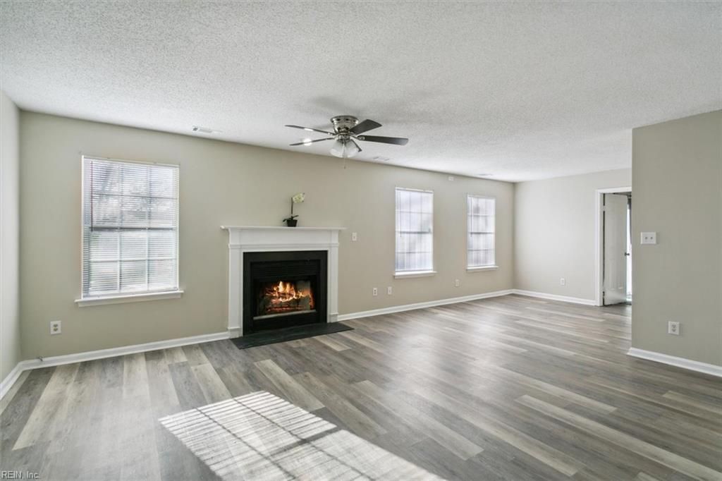 Photo of 213 Quarter Trail #F, Newport News, VA 23608 (MLS # 10612313)