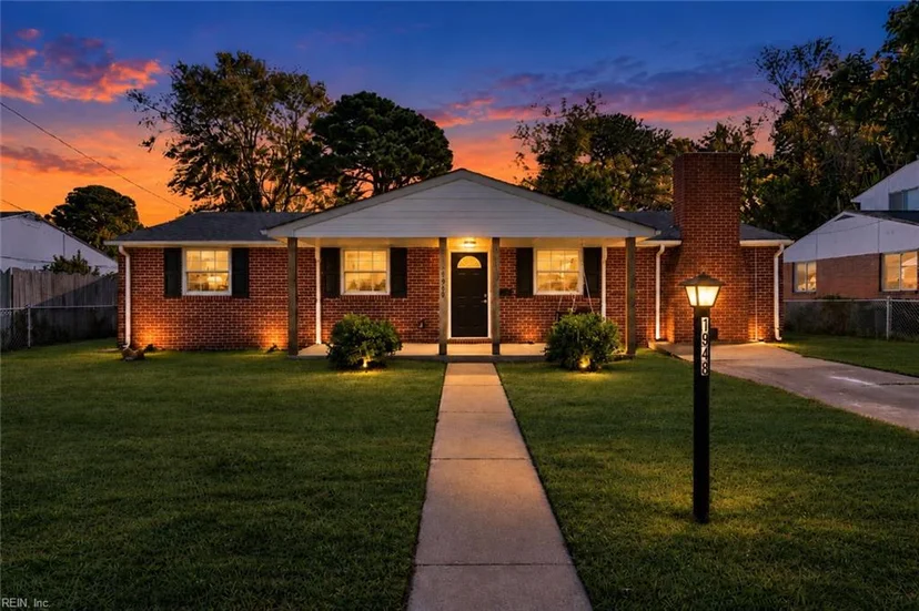 1948 Beall Drive, photo 1 of 45