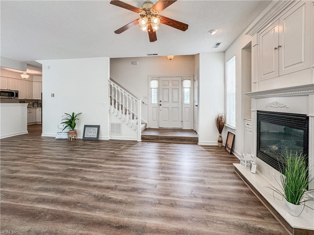Photo of 4441 Salem Springs Way #361, Virginia Beach, VA 23456 (MLS # 10644636)