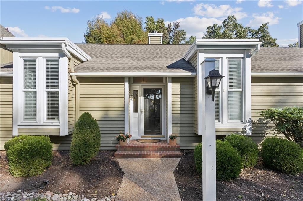 Photo of 343 Littletown Quarter, Williamsburg, VA 23185 (MLS # 10607604)