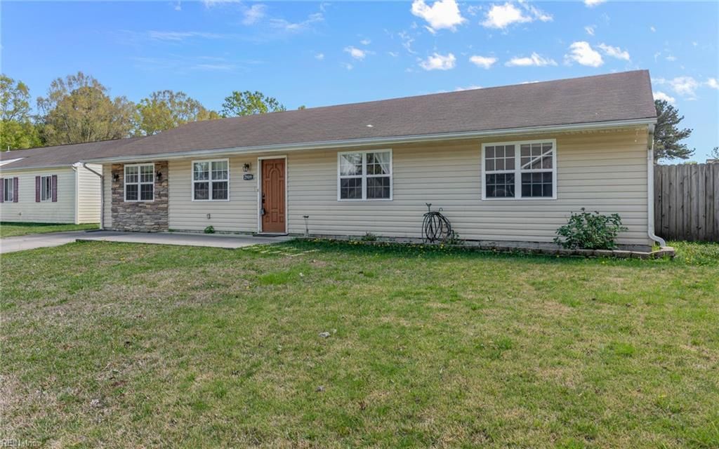 Photo of 2909 Dante Place, Virginia Beach, VA 23453 (MLS # 10628213)