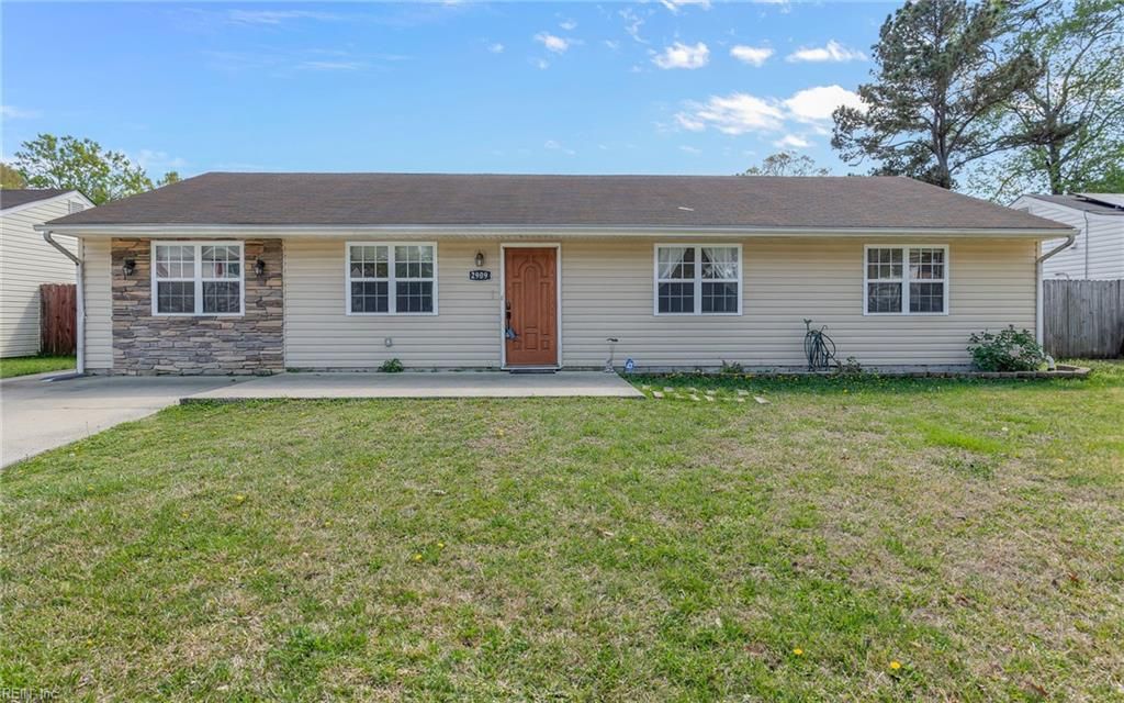 Photo of 2909 Dante Place, Virginia Beach, VA 23453 (MLS # 10628213)