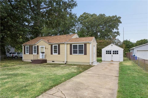 Photo of 807 Paul Street, Newport News, VA 23605 (MLS # 10654629)